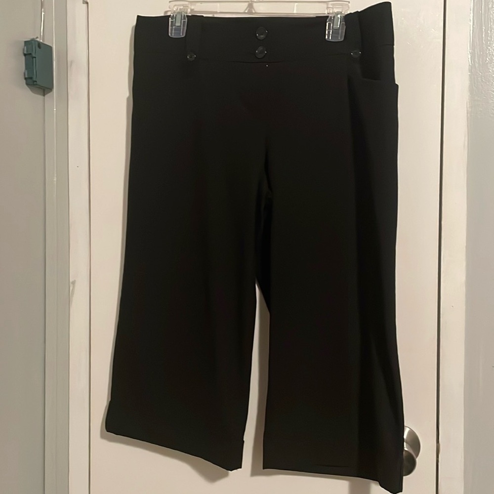 The Limited Black Collection Cassidy fit Capri dress pants